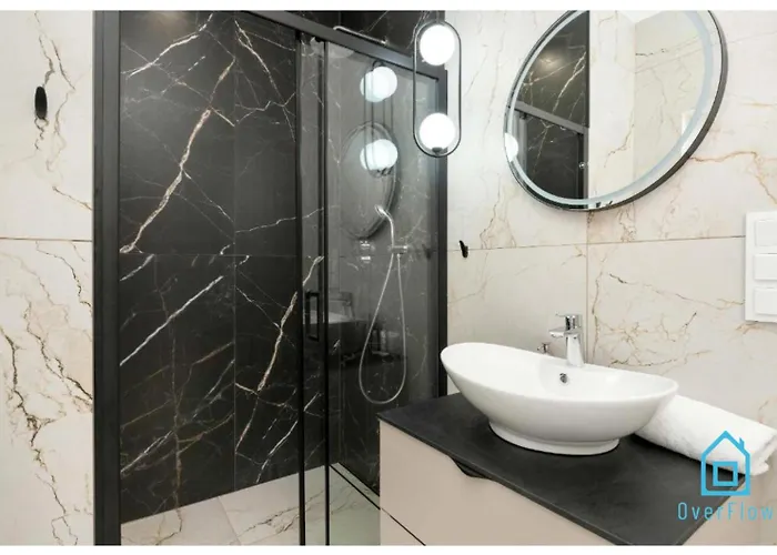 Granaria - Heart Of Motlawa Promenade At Old Town