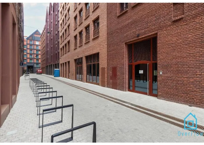 Granaria - Heart Of Motlawa Promenade At Old Town * Gdańsk